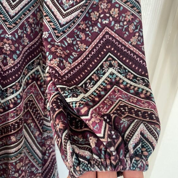 Live To Be Spoiled Chevron Print Boho Long Sleeve Dress Women’s Size S - Picture 3 of 13